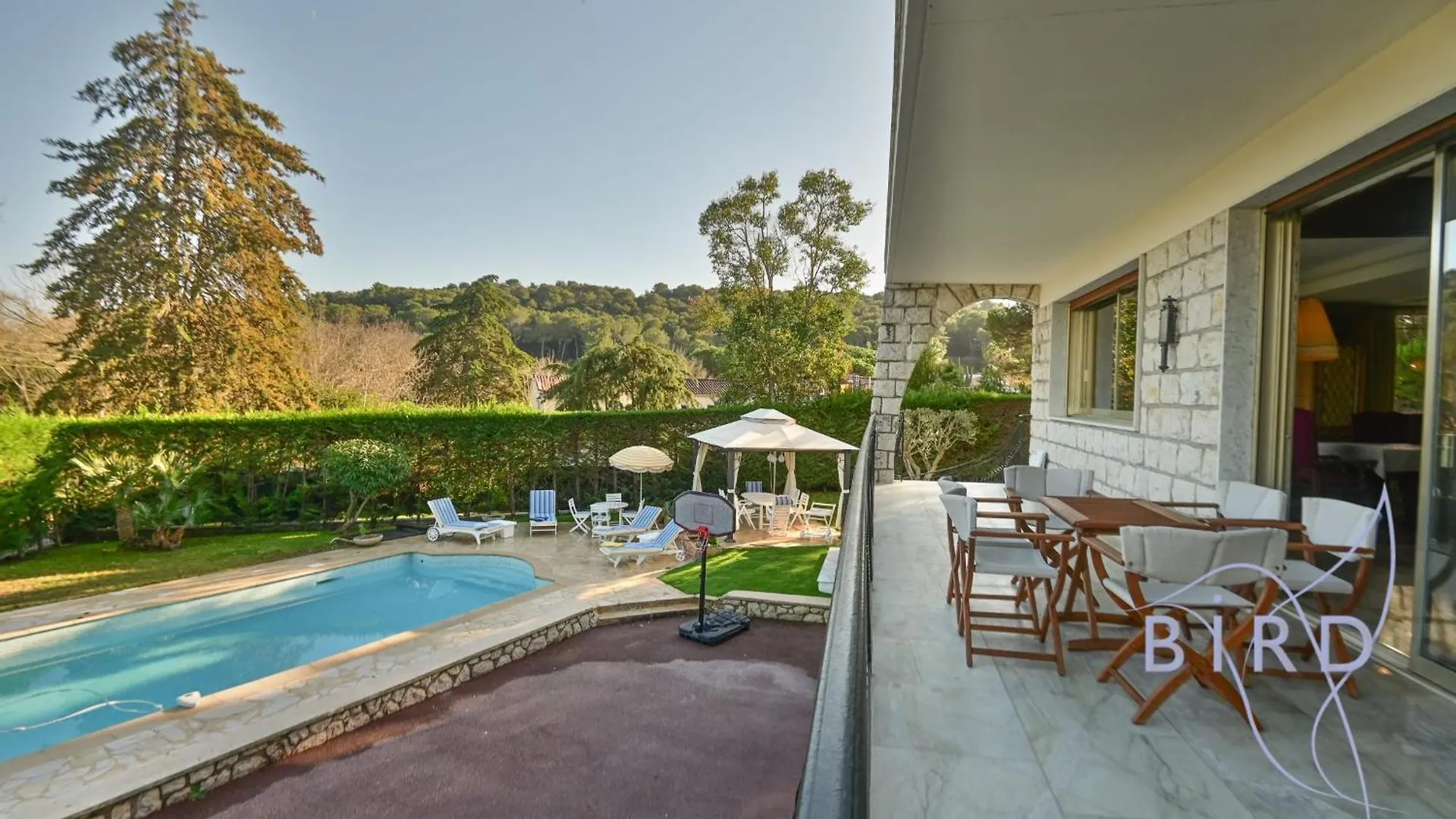 Magnificent Residence With Swimming Pool And Garden In ムジャン